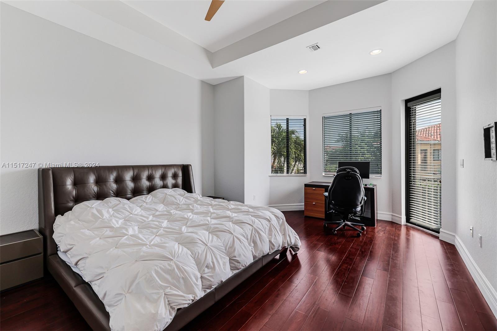 CUTLER CAY - Residential