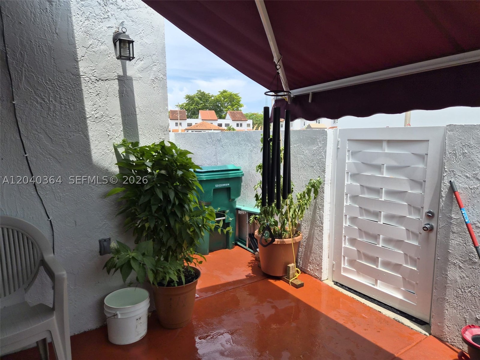 GOLDEN  HOMES - Residential