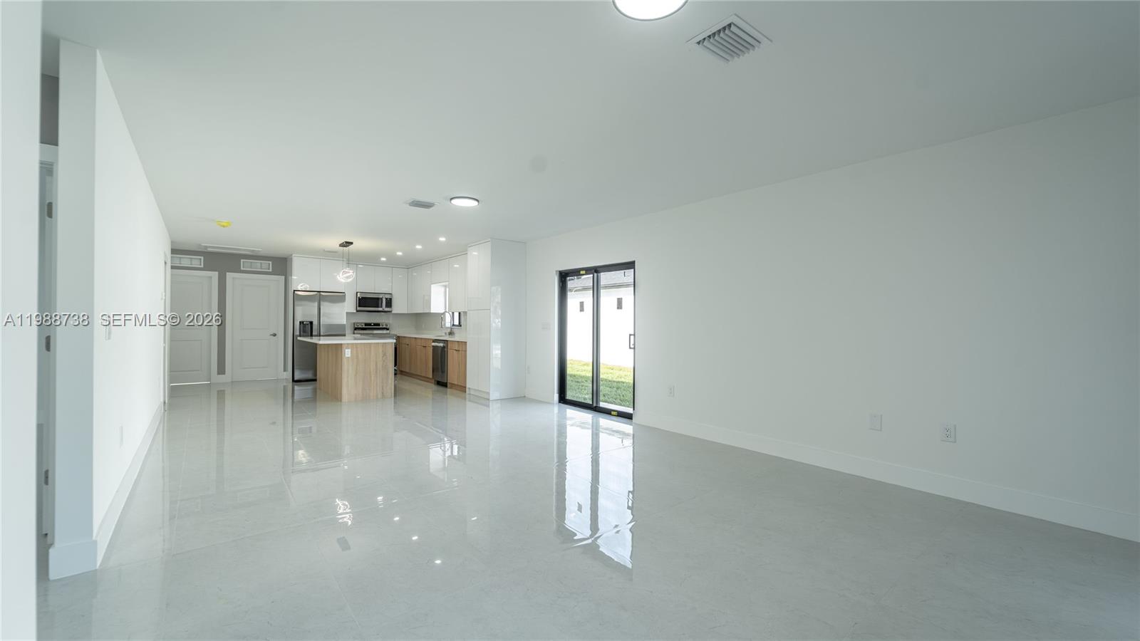 SILVER PALM PARK - Residential