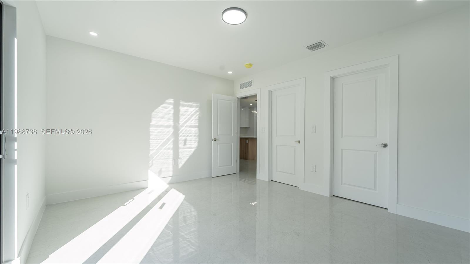 SILVER PALM PARK - Residential