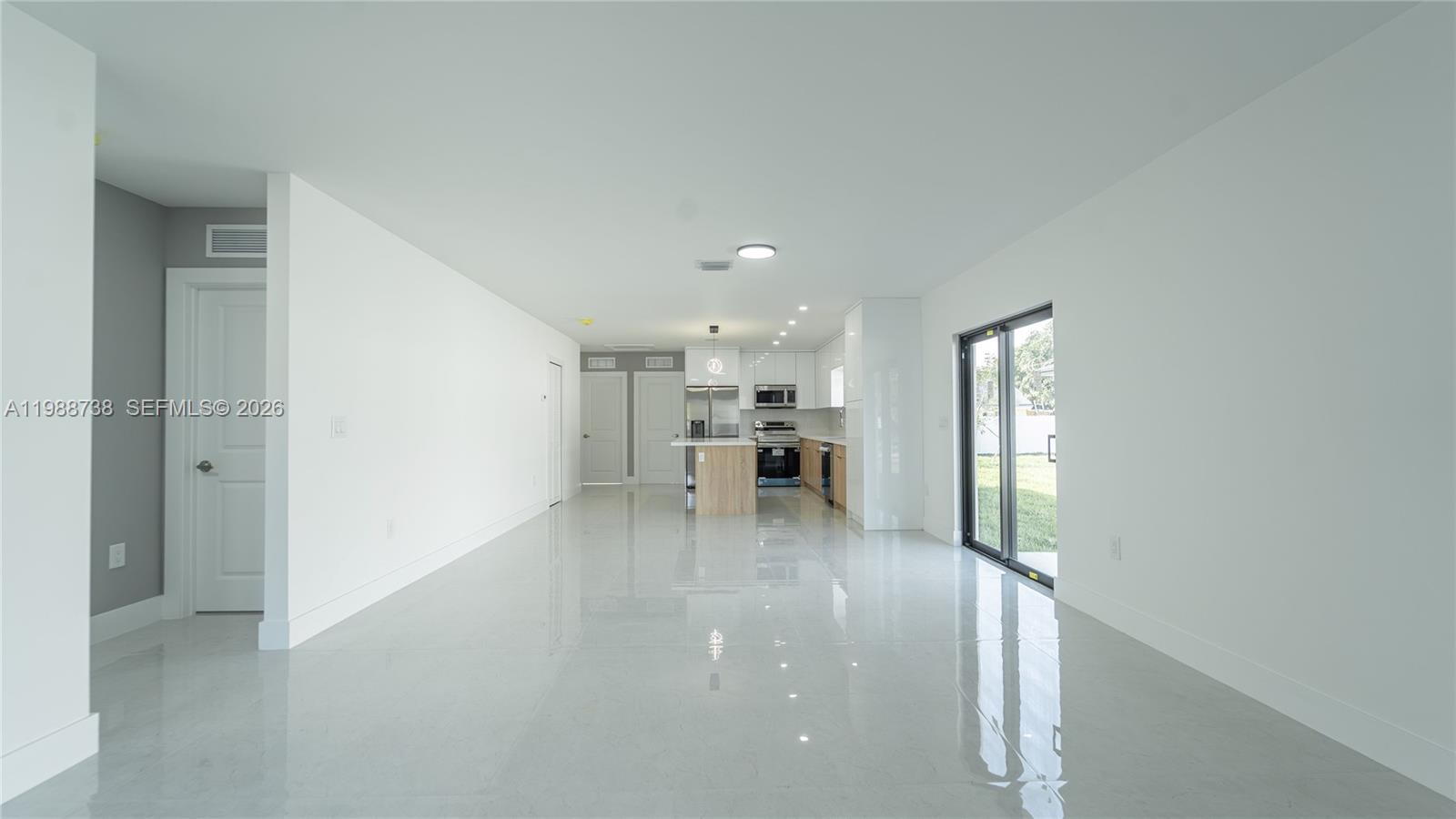SILVER PALM PARK - Residential