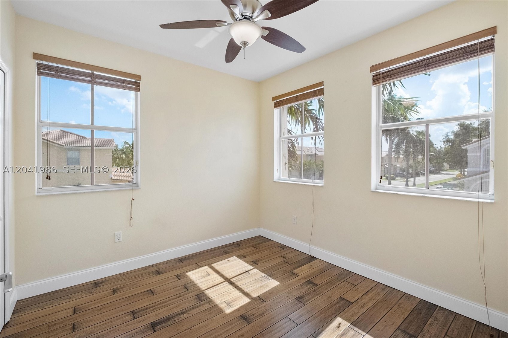KENDALL BREEZE - Residential