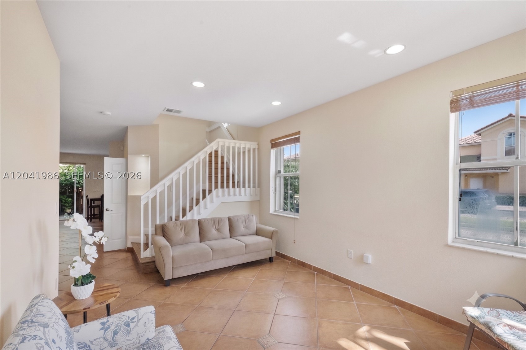 KENDALL BREEZE - Residential