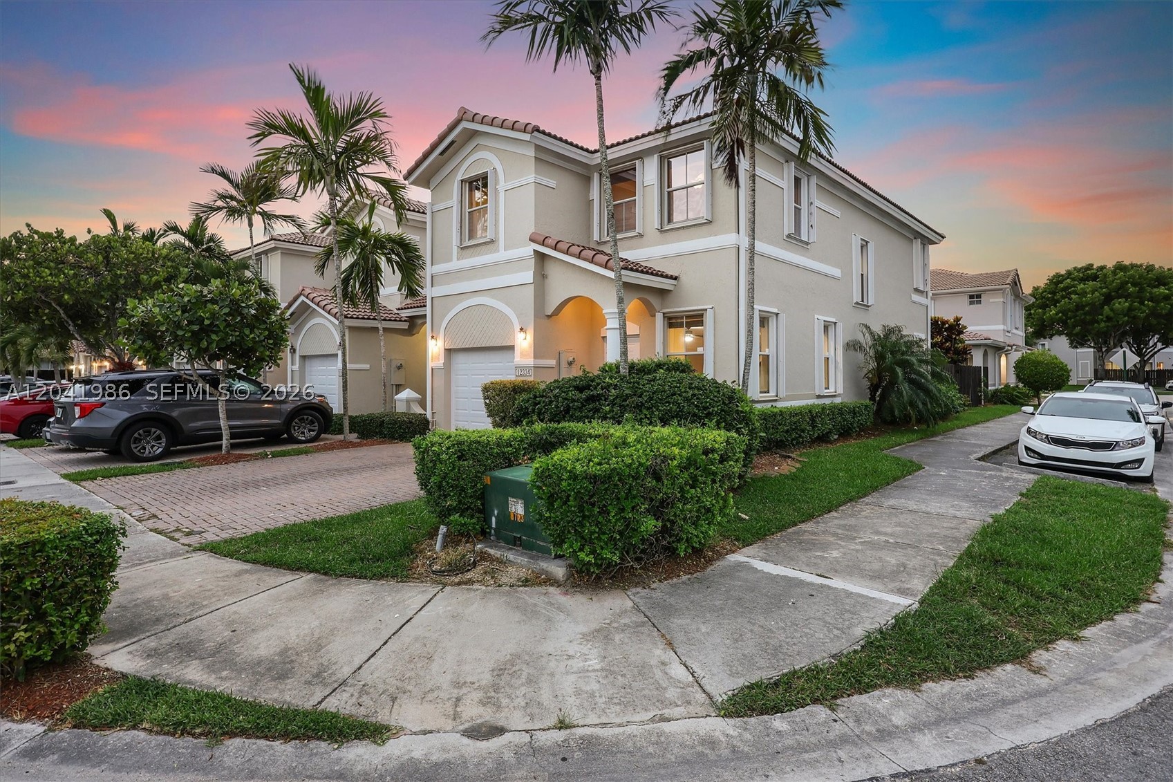 KENDALL BREEZE - Residential