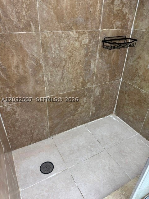 SAMARI LAKE EAST CONDO - Residential Lease