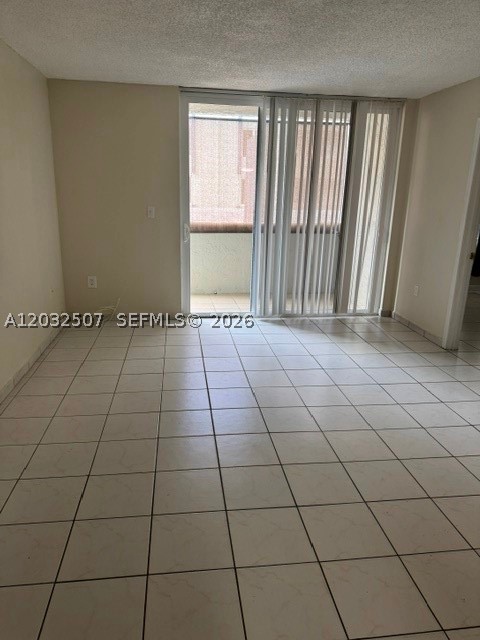SAMARI LAKE EAST CONDO - Residential Lease