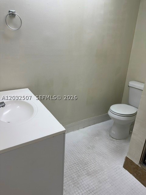 SAMARI LAKE EAST CONDO - Residential Lease