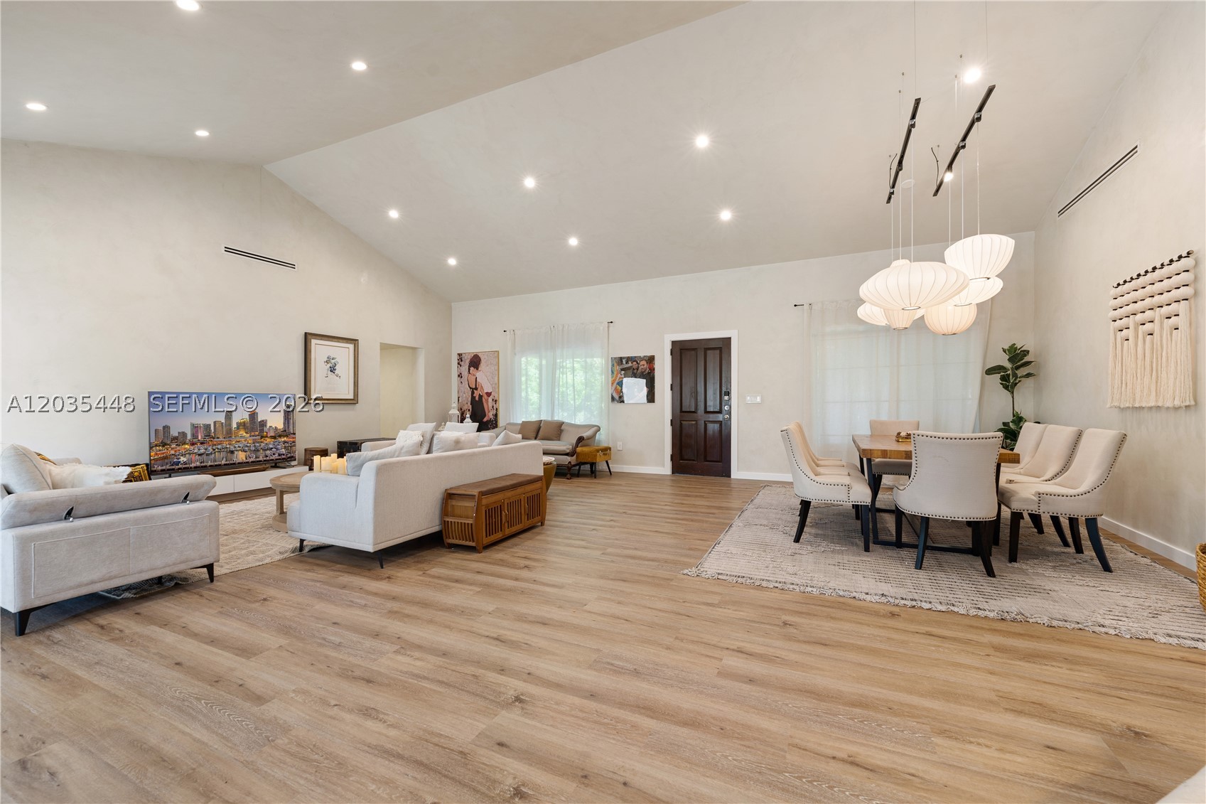 BAY POINT - Residential Lease