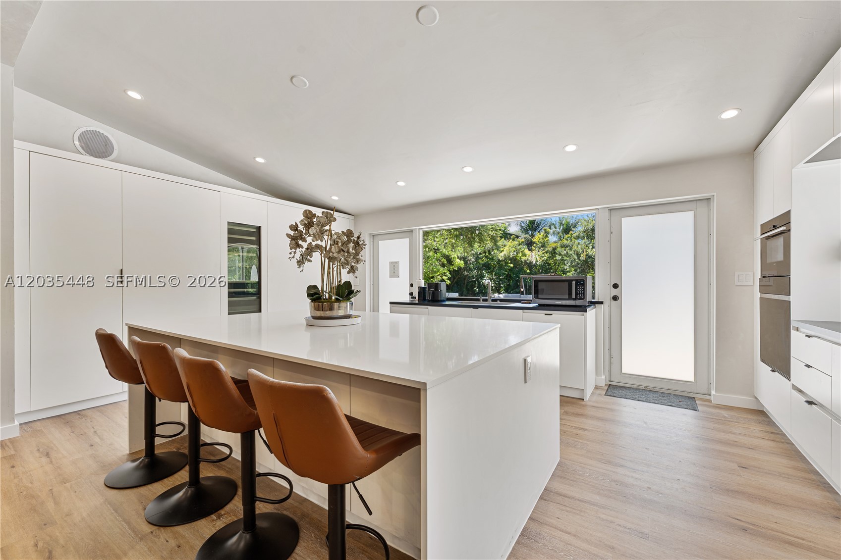 BAY POINT - Residential Lease