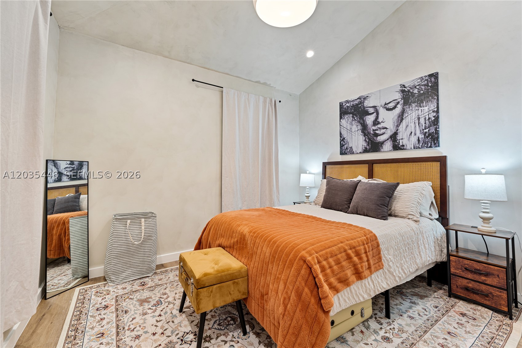 BAY POINT - Residential Lease