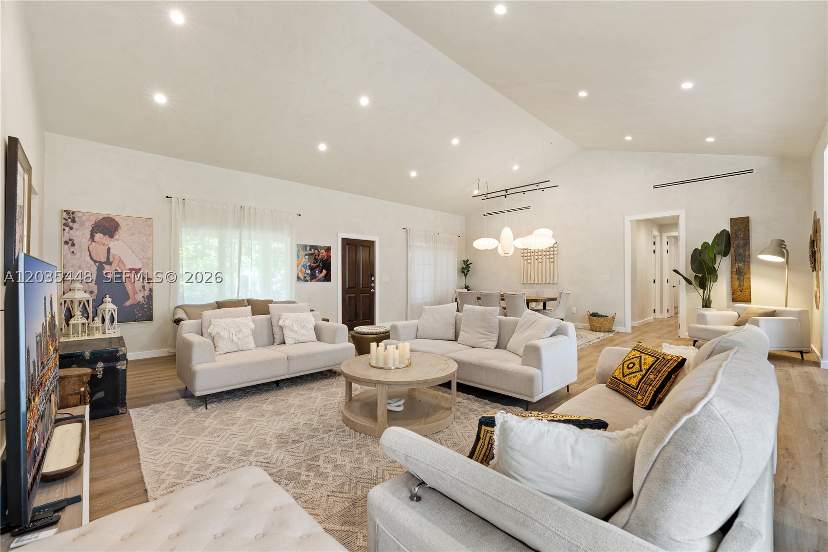 BAY POINT - Residential Lease