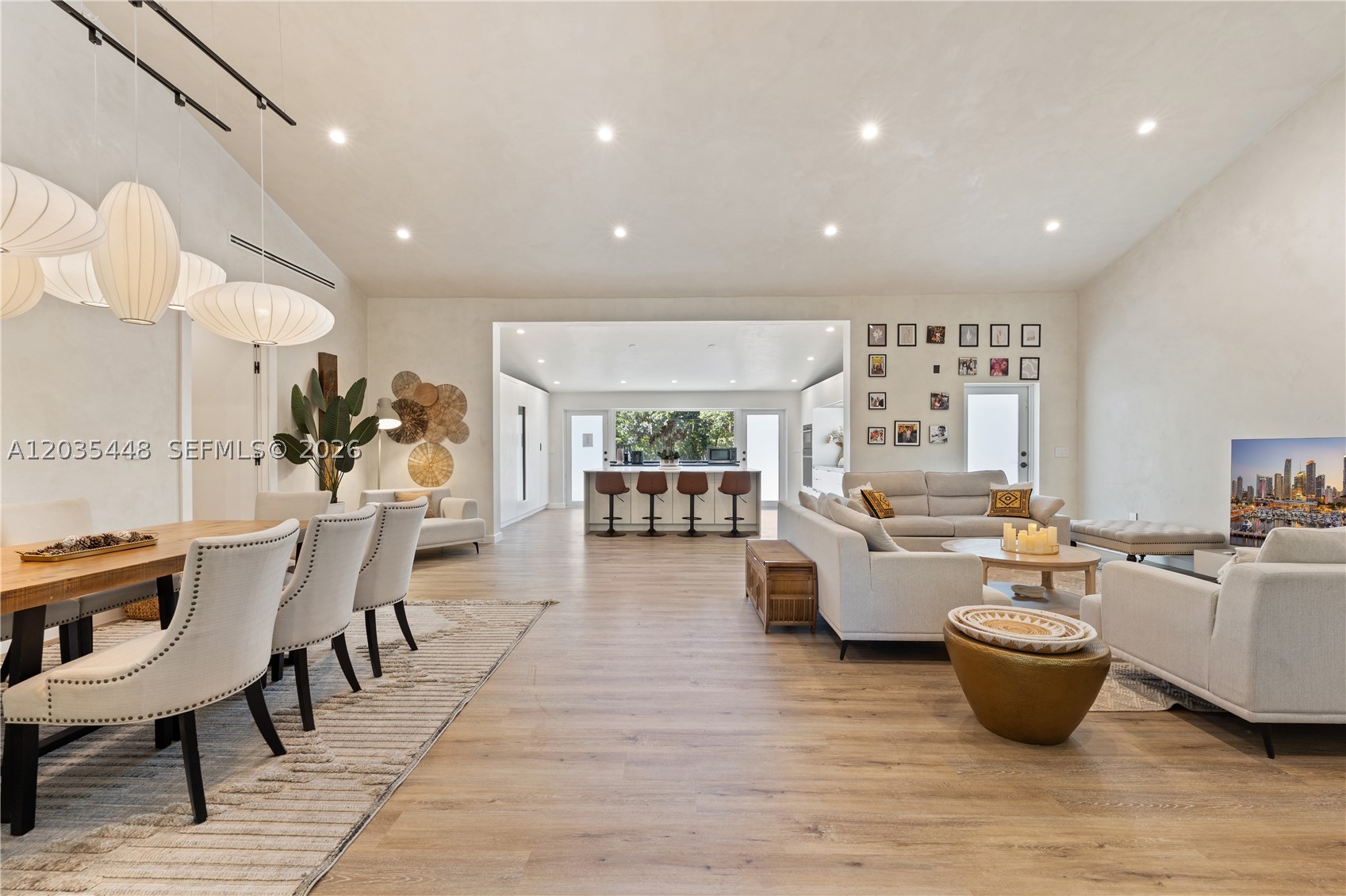 BAY POINT - Residential Lease