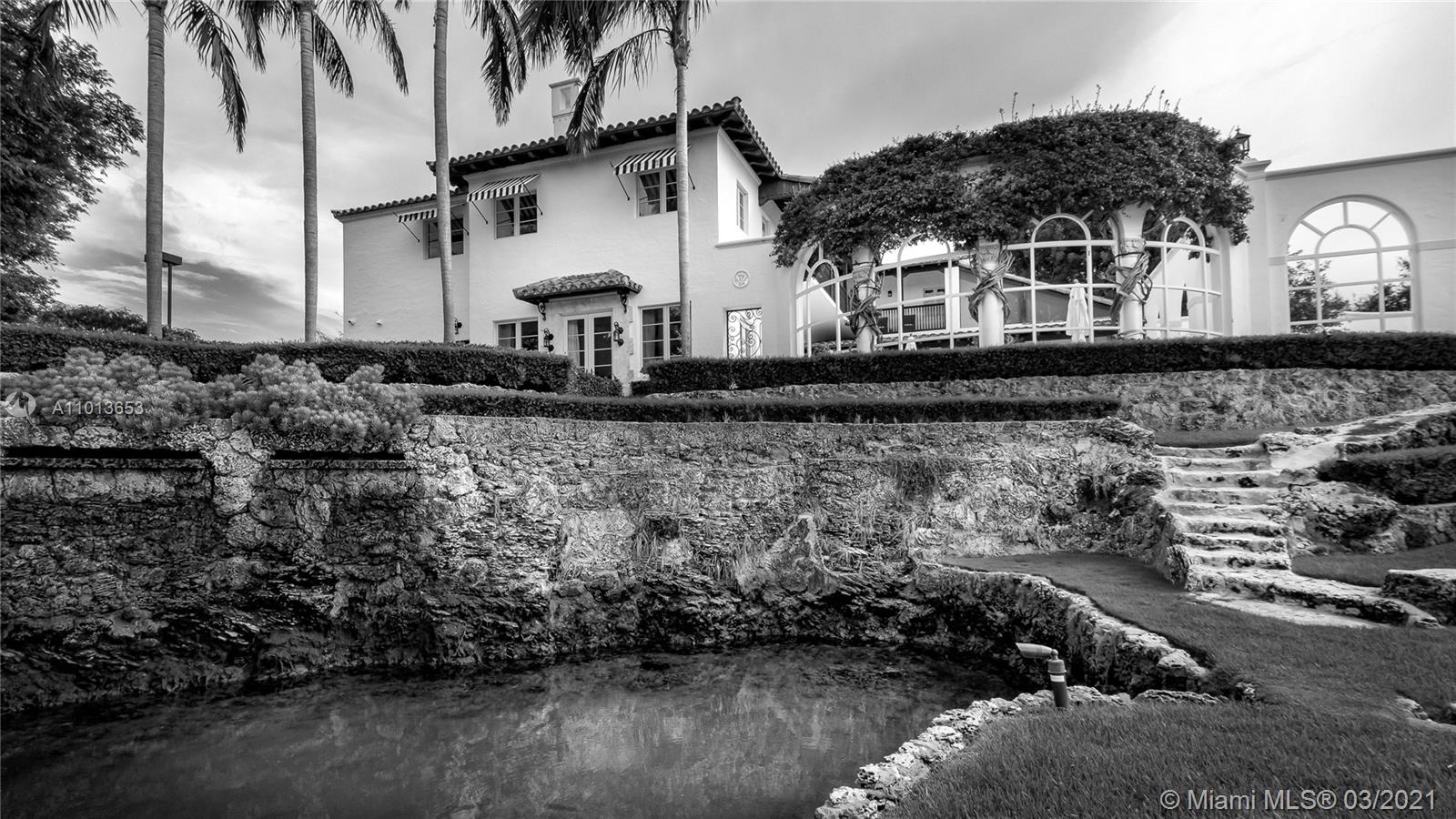 CORAL GABLES RIVIERA SEC - Residential