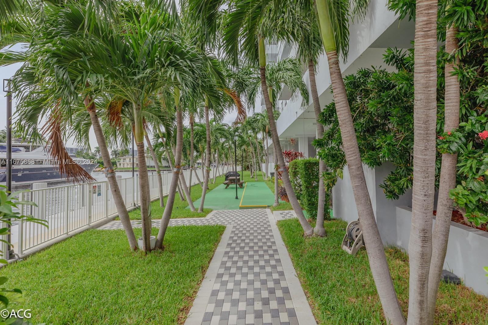 GOLDEN SURF TOWERS CONDO - Residential Lease