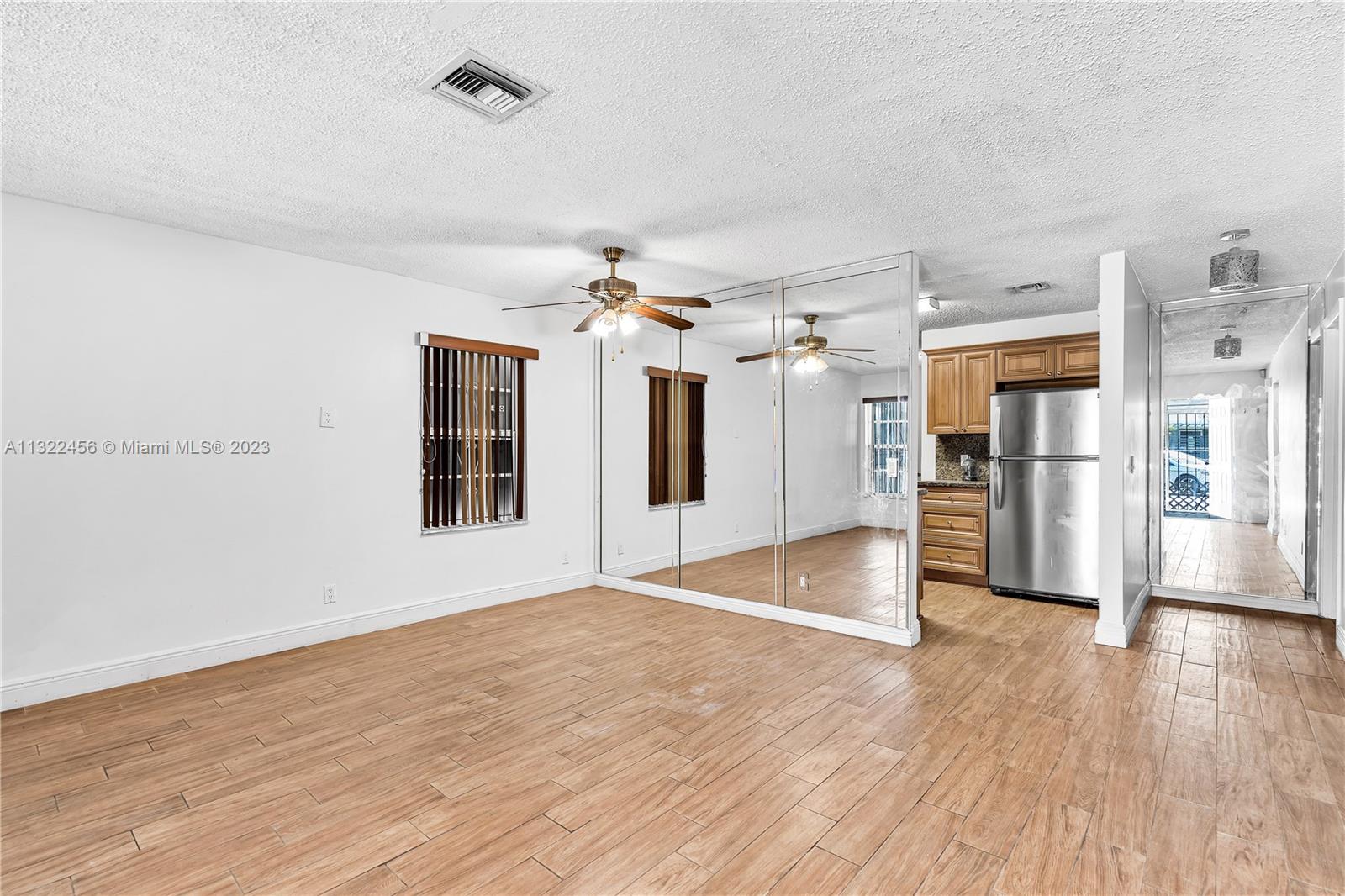 CLEAR VIEW PARK - Residential