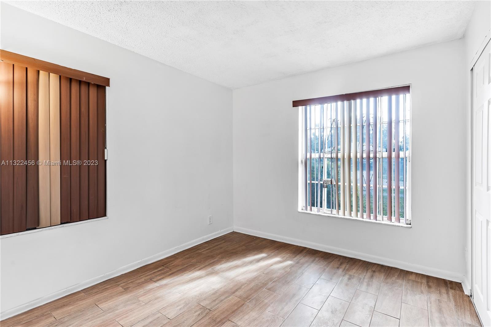 CLEAR VIEW PARK - Residential