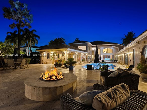 LONG LAKE - Residential