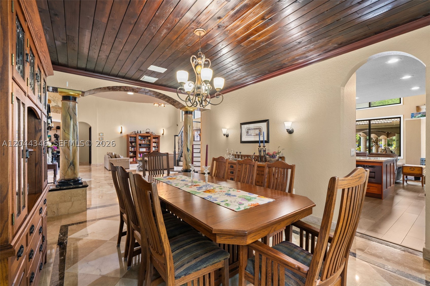 LONG LAKE - Residential