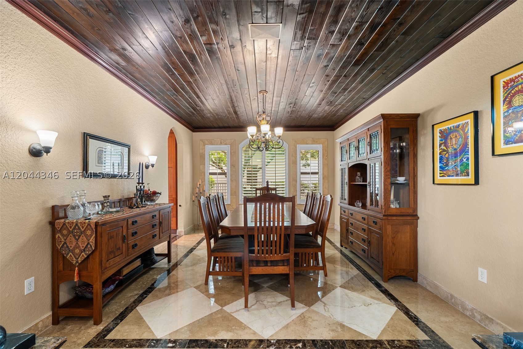 LONG LAKE - Residential