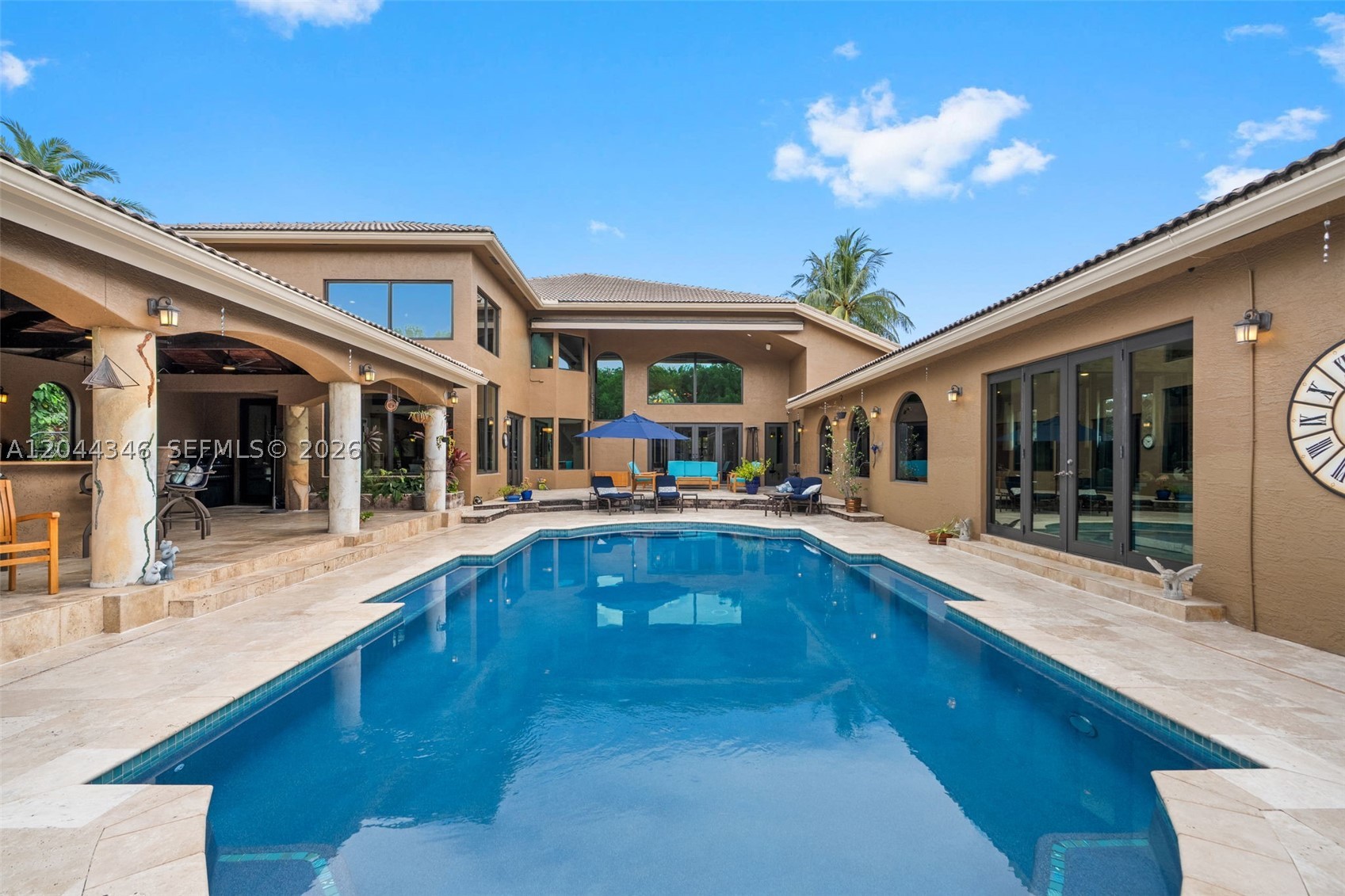 LONG LAKE - Residential