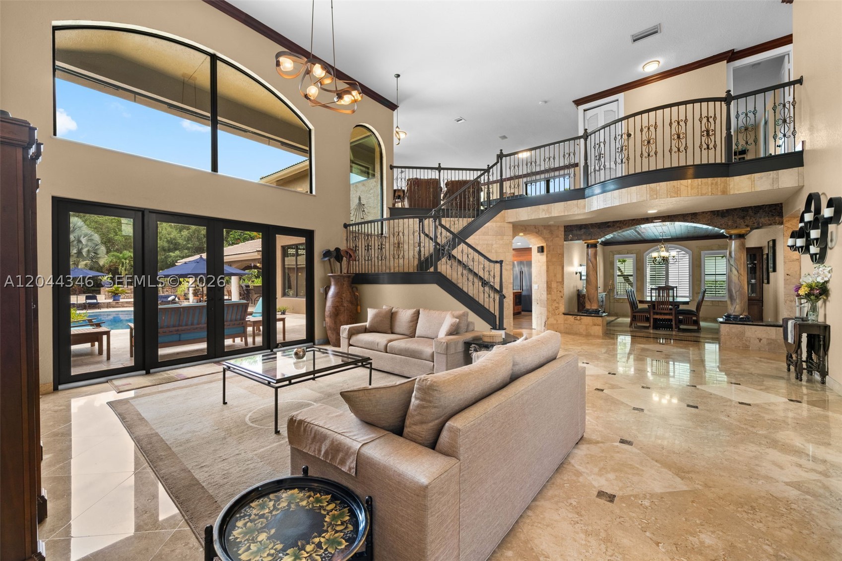 LONG LAKE - Residential