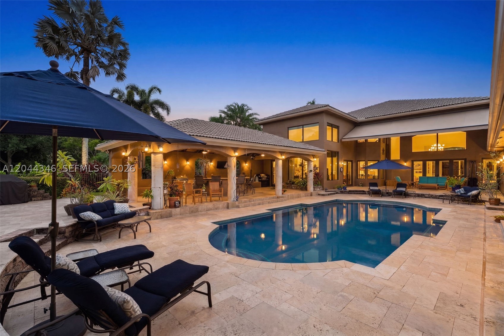 LONG LAKE - Residential