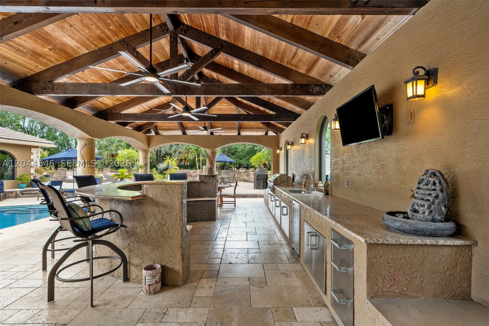 LONG LAKE - Residential