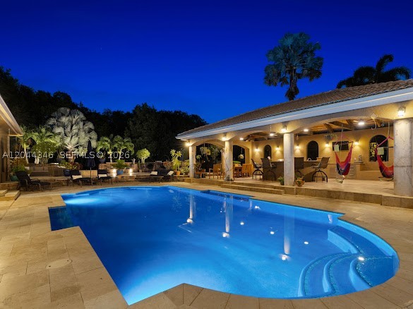 LONG LAKE - Residential