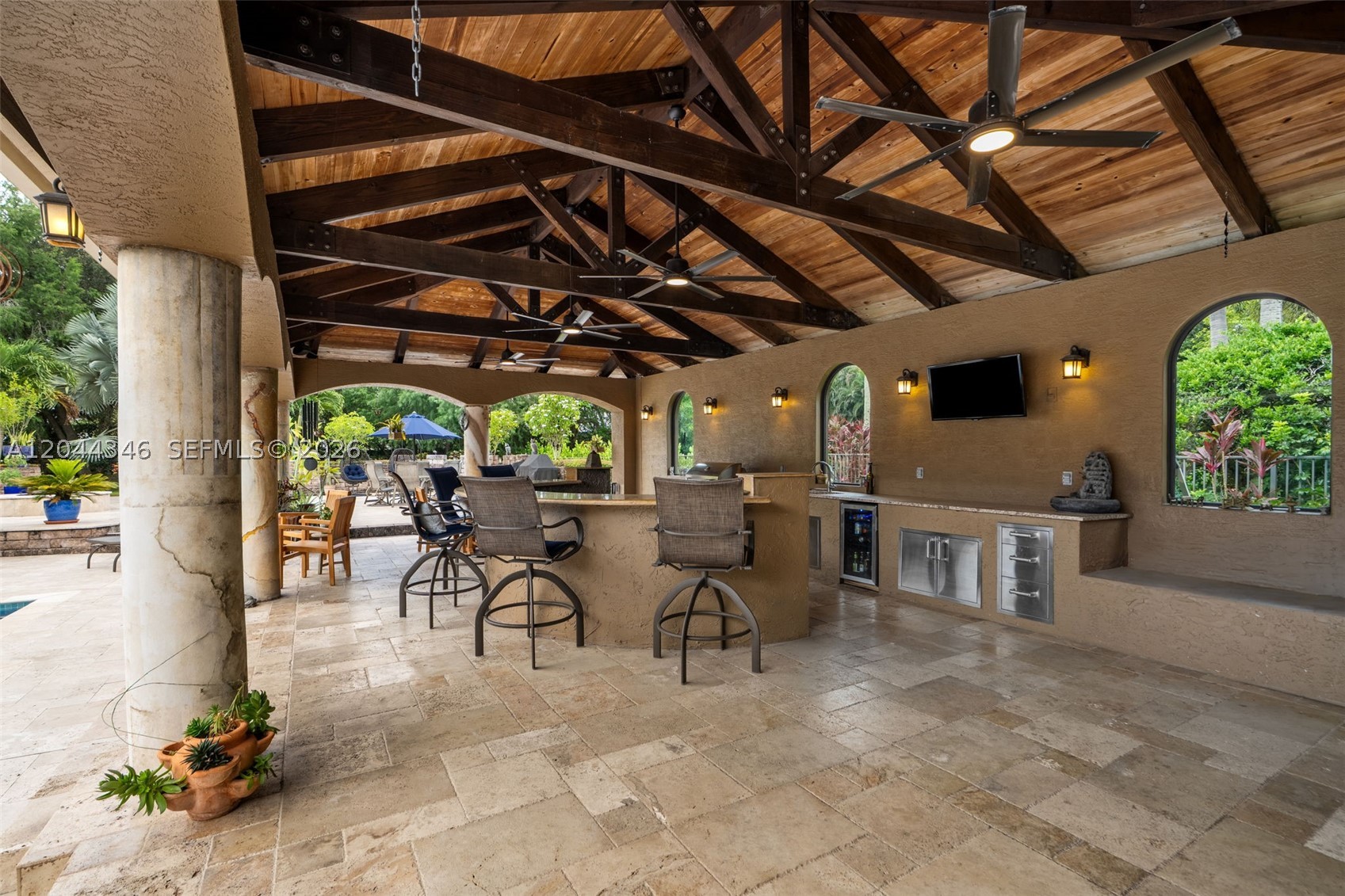 LONG LAKE - Residential