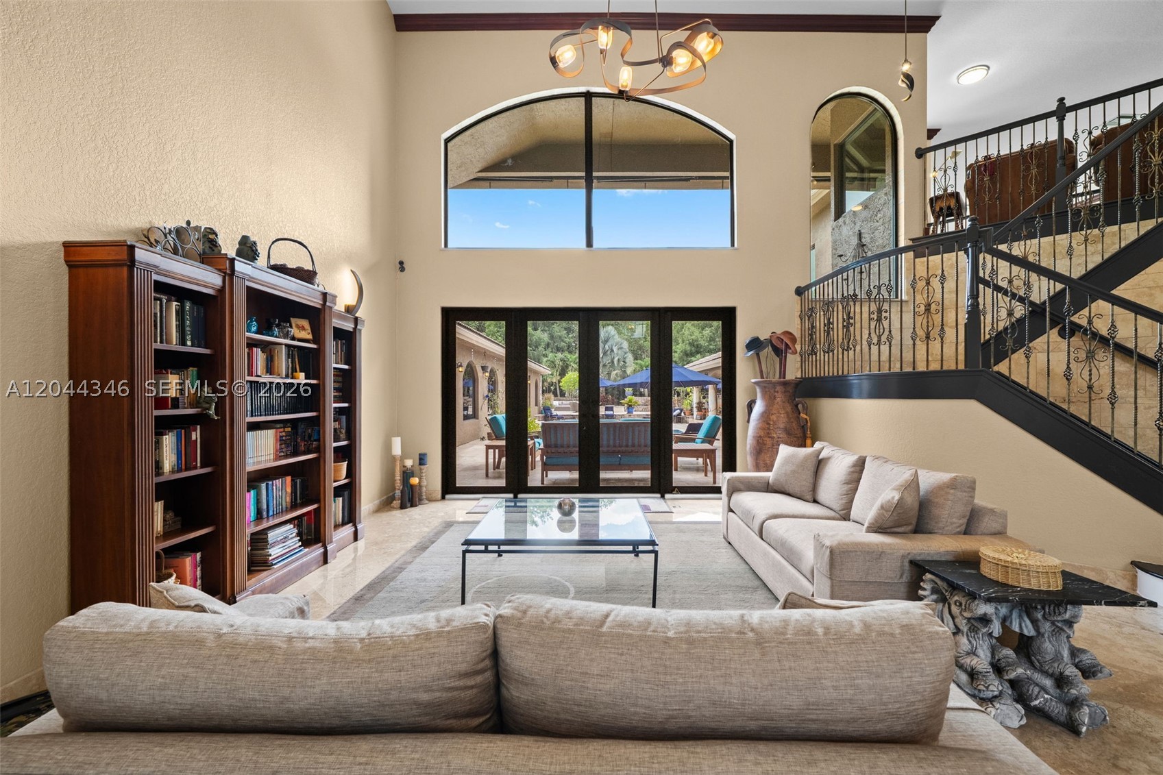 LONG LAKE - Residential