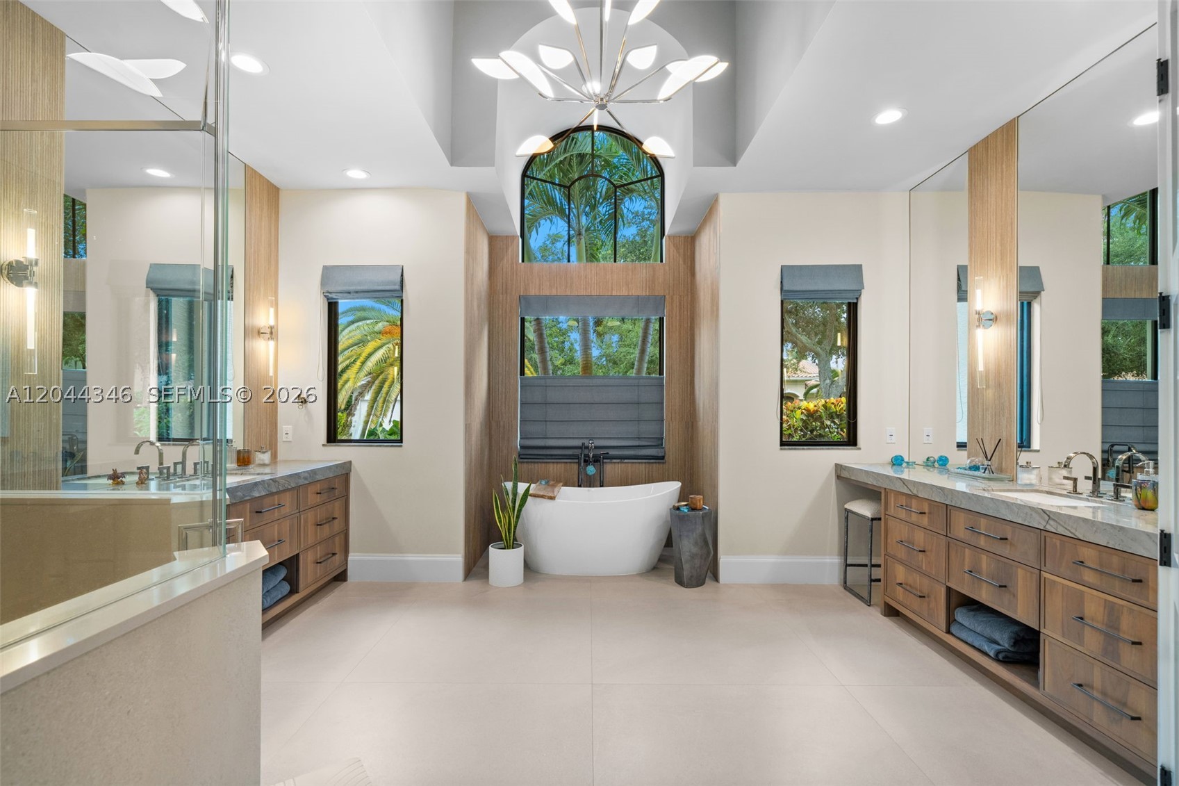 LONG LAKE - Residential