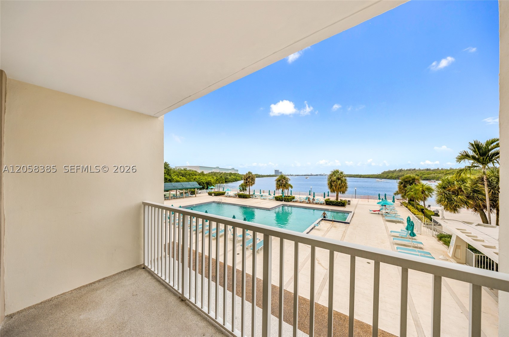 ARLEN HOUSE CONDO - Residential
