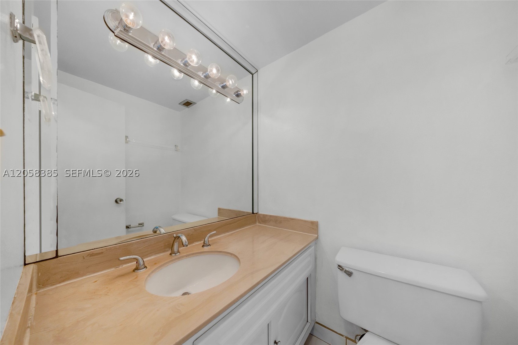 ARLEN HOUSE CONDO - Residential