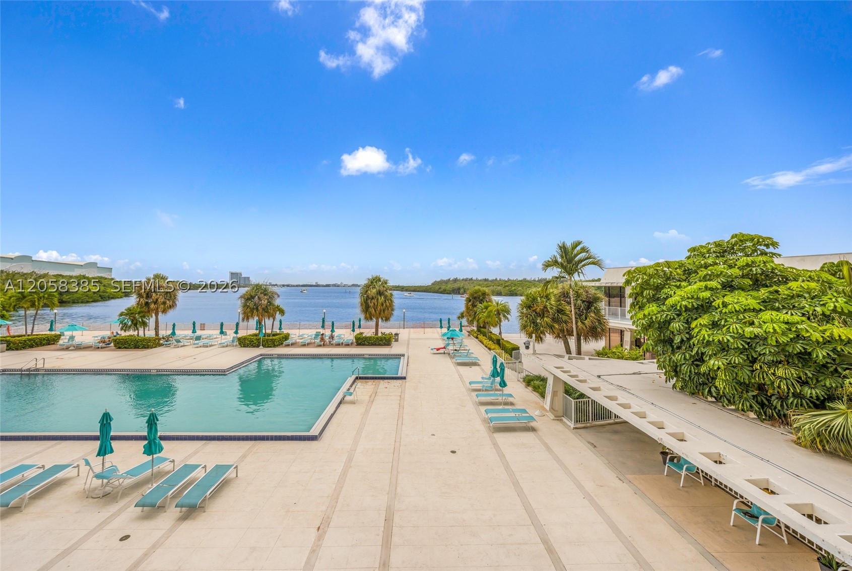 ARLEN HOUSE CONDO - Residential