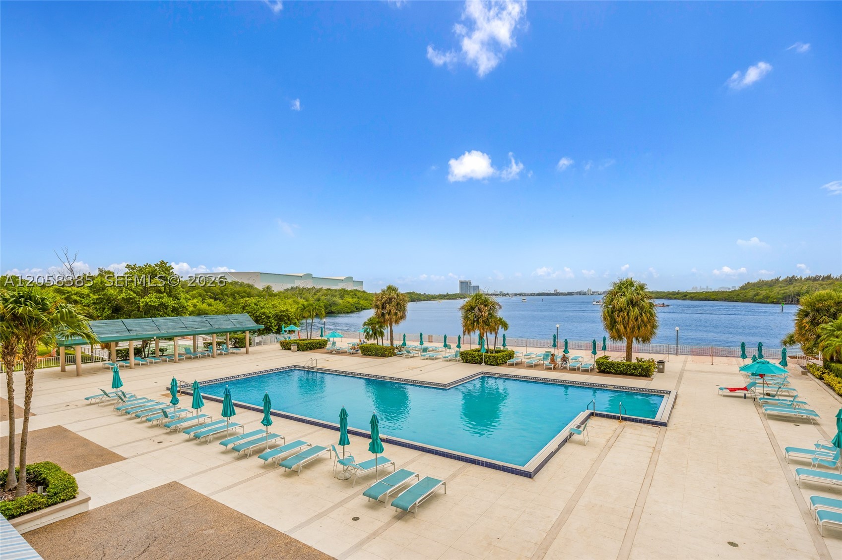 ARLEN HOUSE CONDO - Residential