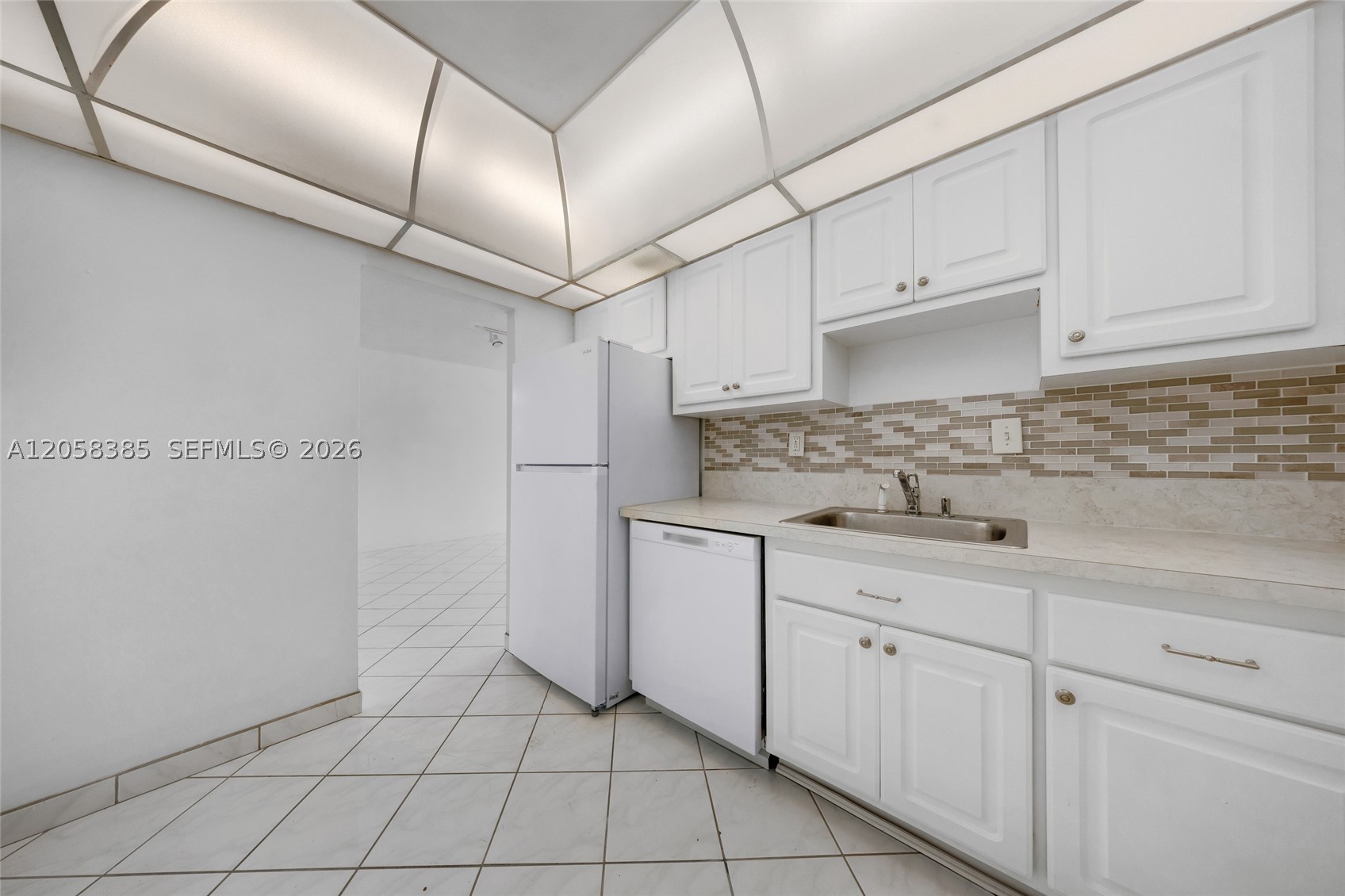 ARLEN HOUSE CONDO - Residential