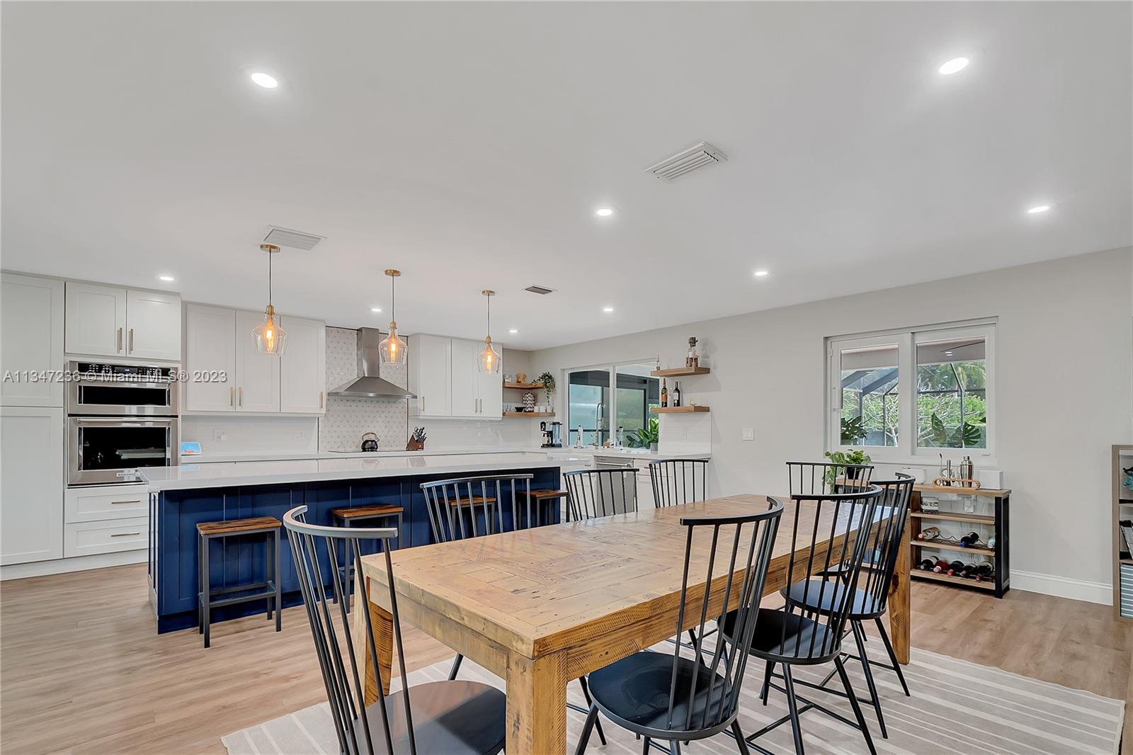 CORAL REEF ESTATES - Residential