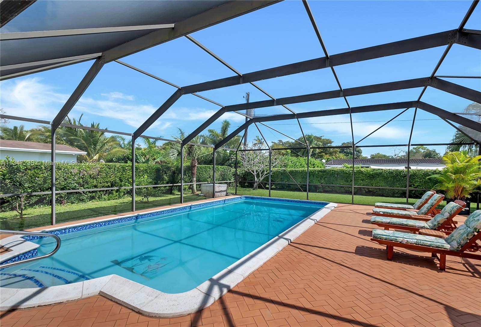 CORAL REEF ESTATES - Residential