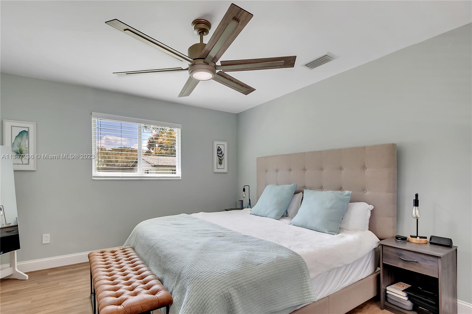 CORAL REEF ESTATES - Residential