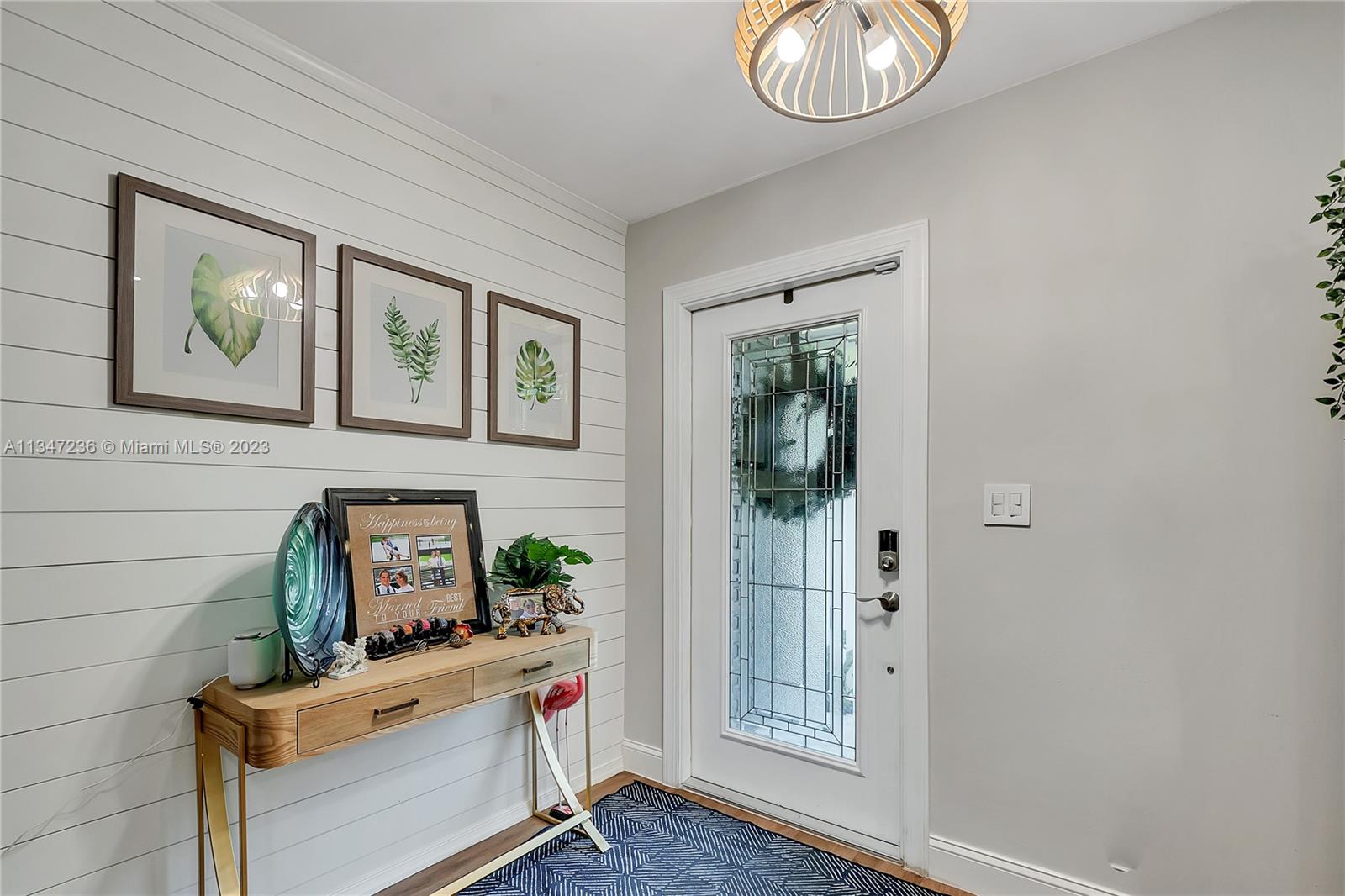 CORAL REEF ESTATES - Residential