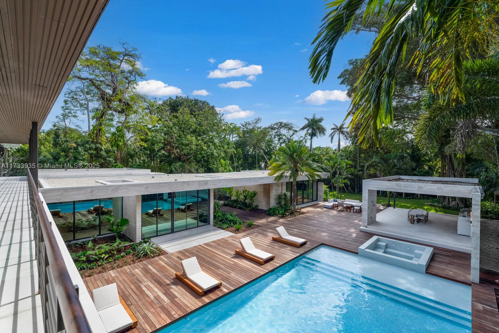 CLEVELAND PARK - Residential