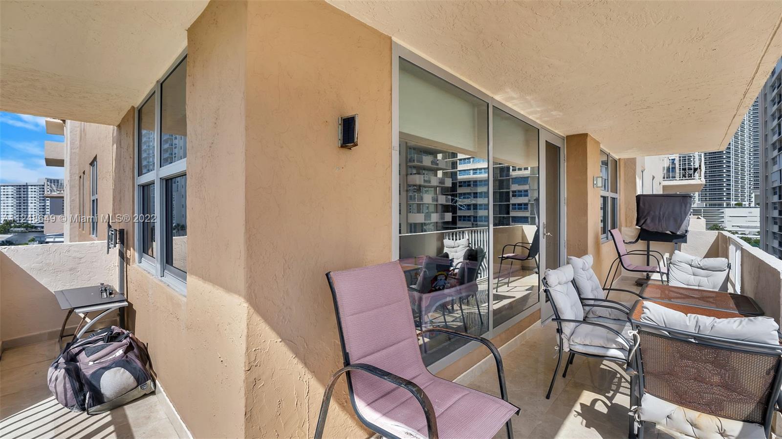 MALAGA TOWERS CONDO - Residential