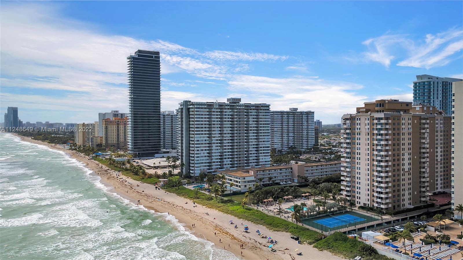 MALAGA TOWERS CONDO - Residential