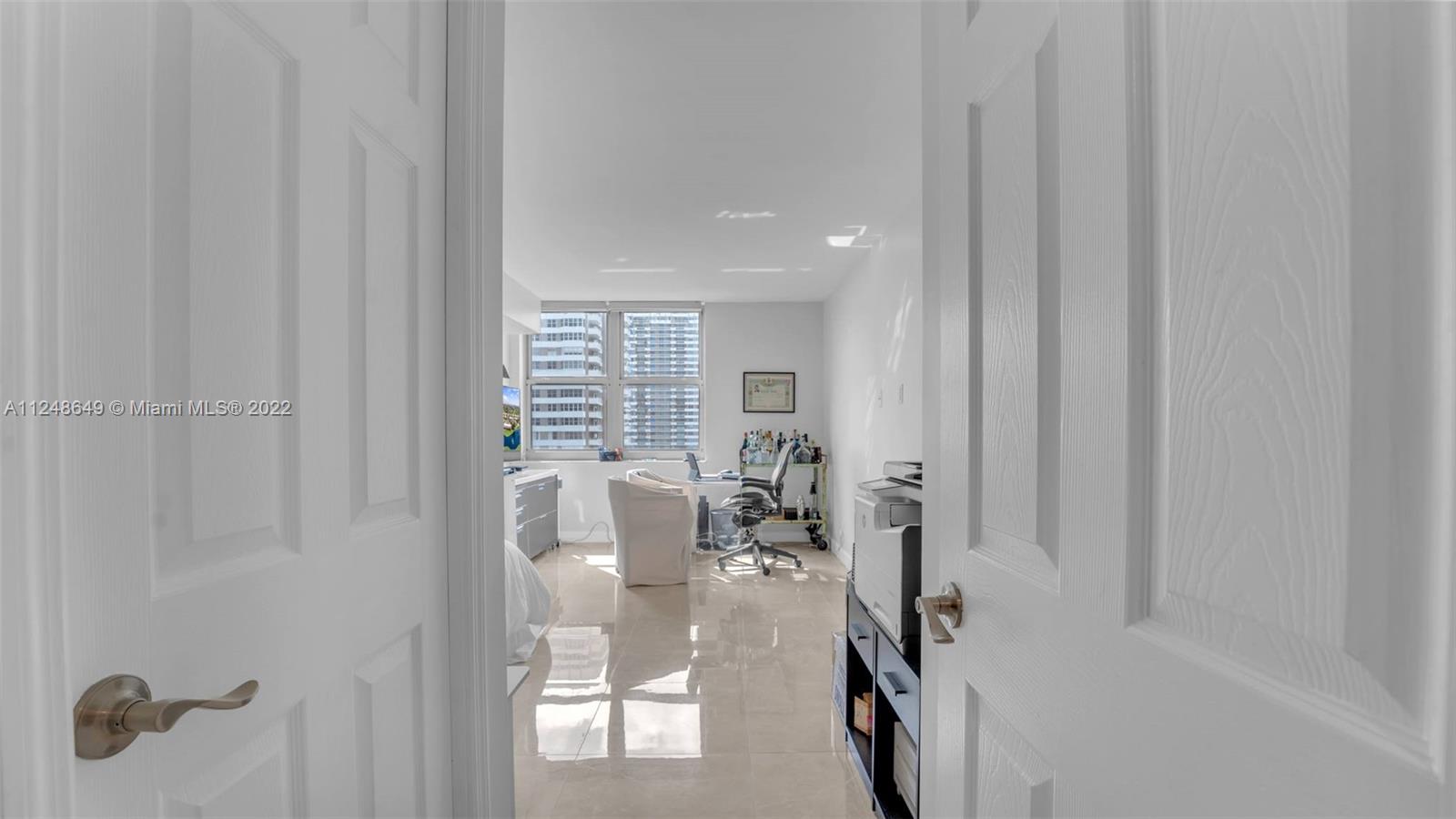 MALAGA TOWERS CONDO - Residential