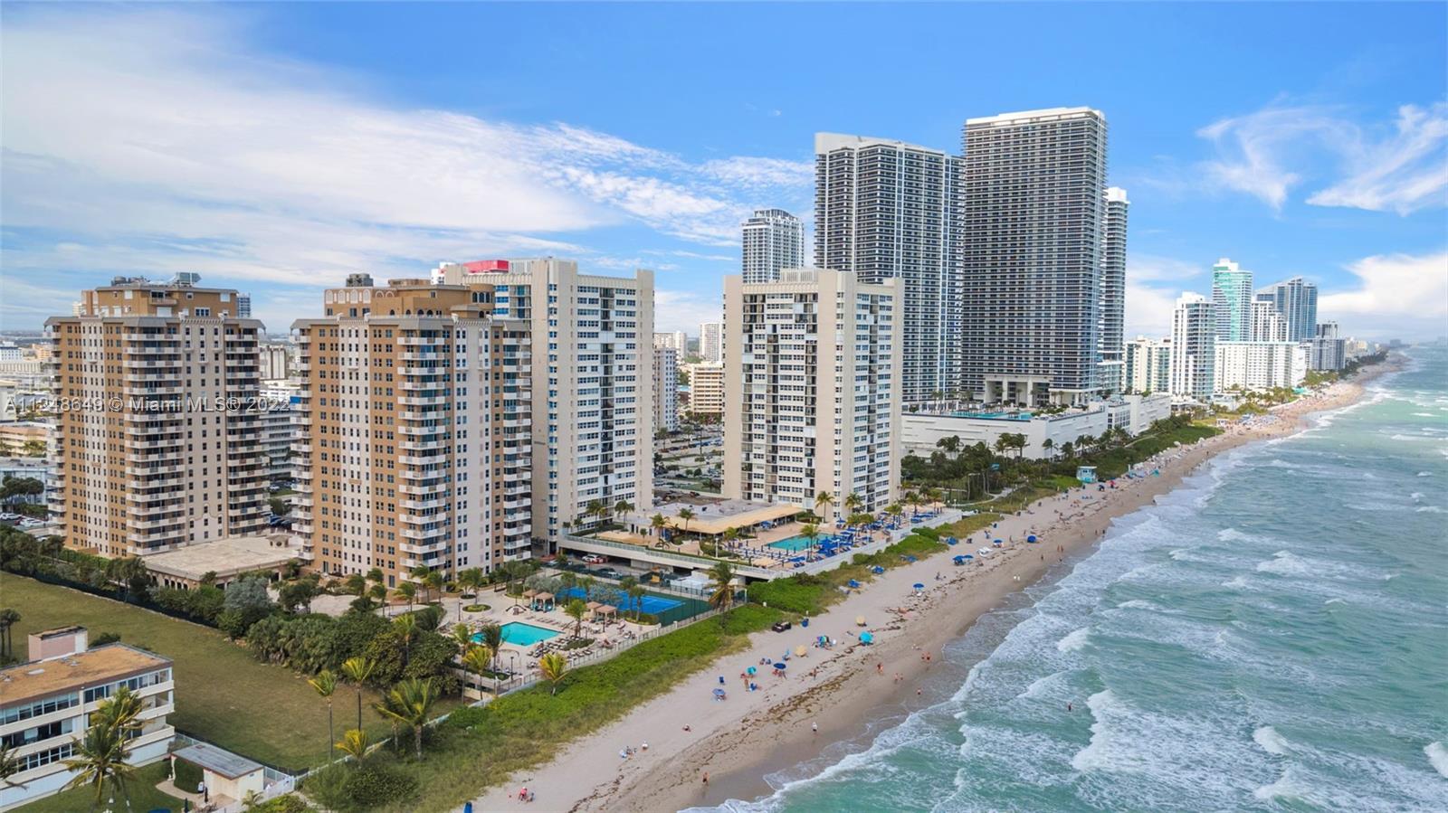 MALAGA TOWERS CONDO - Residential