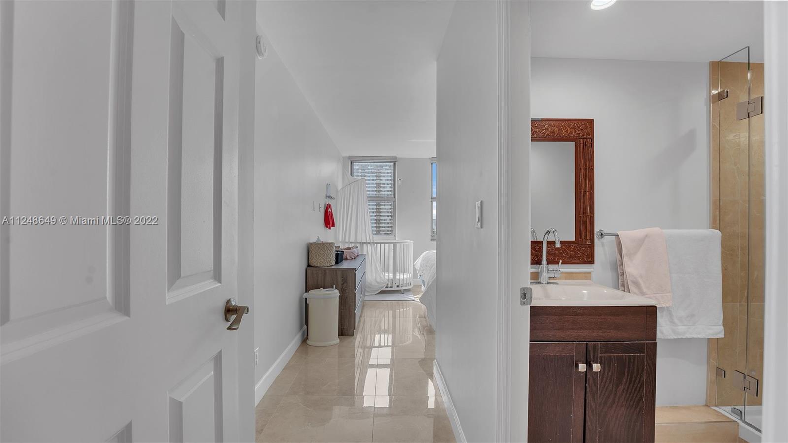 MALAGA TOWERS CONDO - Residential