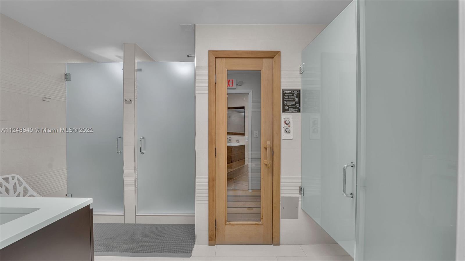 MALAGA TOWERS CONDO - Residential