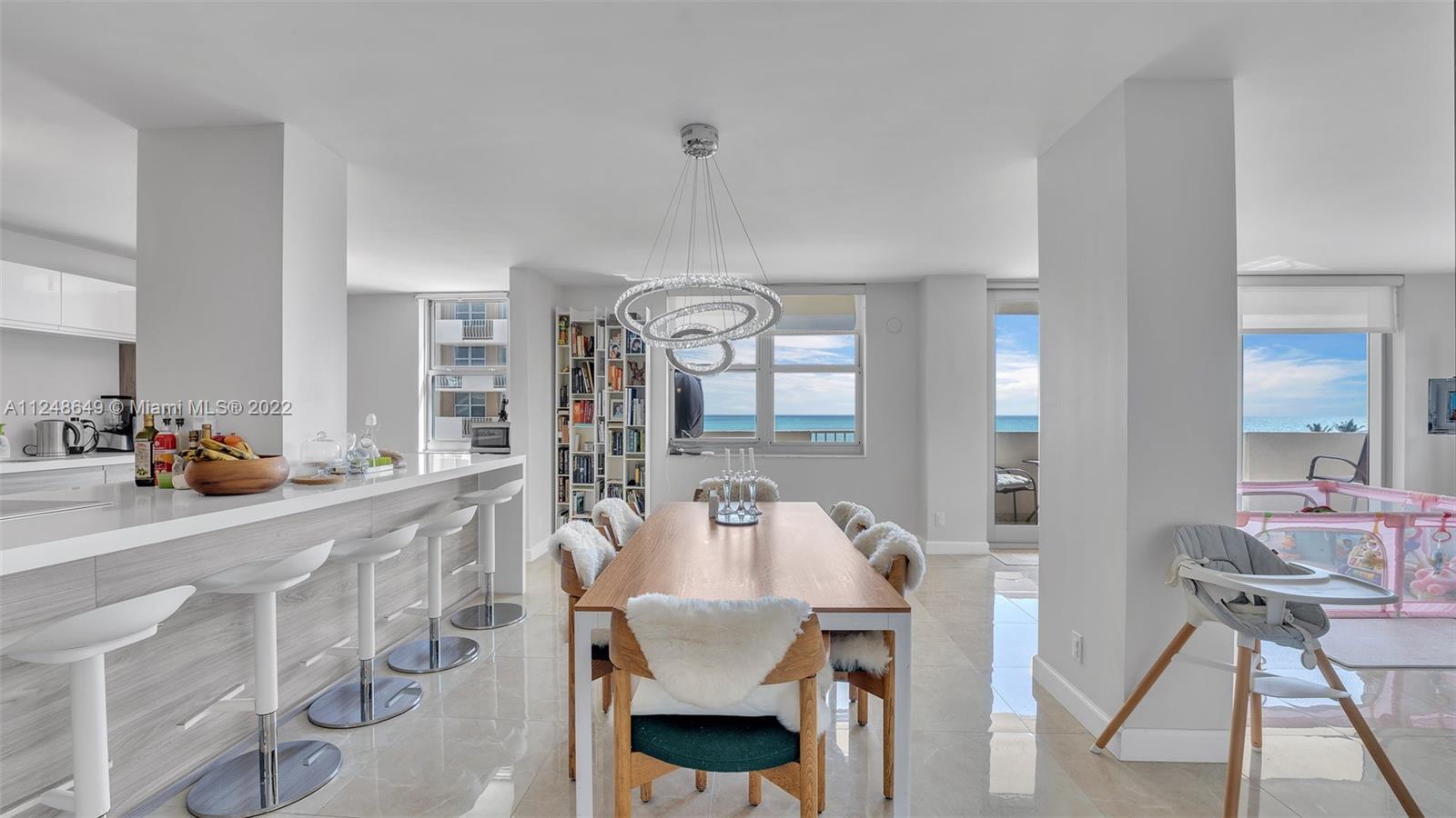 MALAGA TOWERS CONDO - Residential