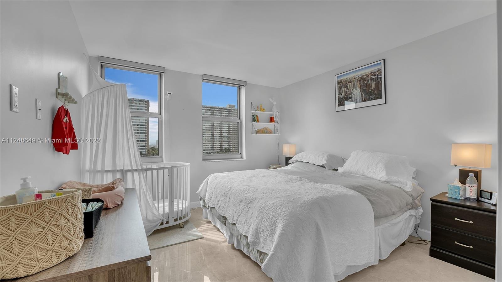 MALAGA TOWERS CONDO - Residential