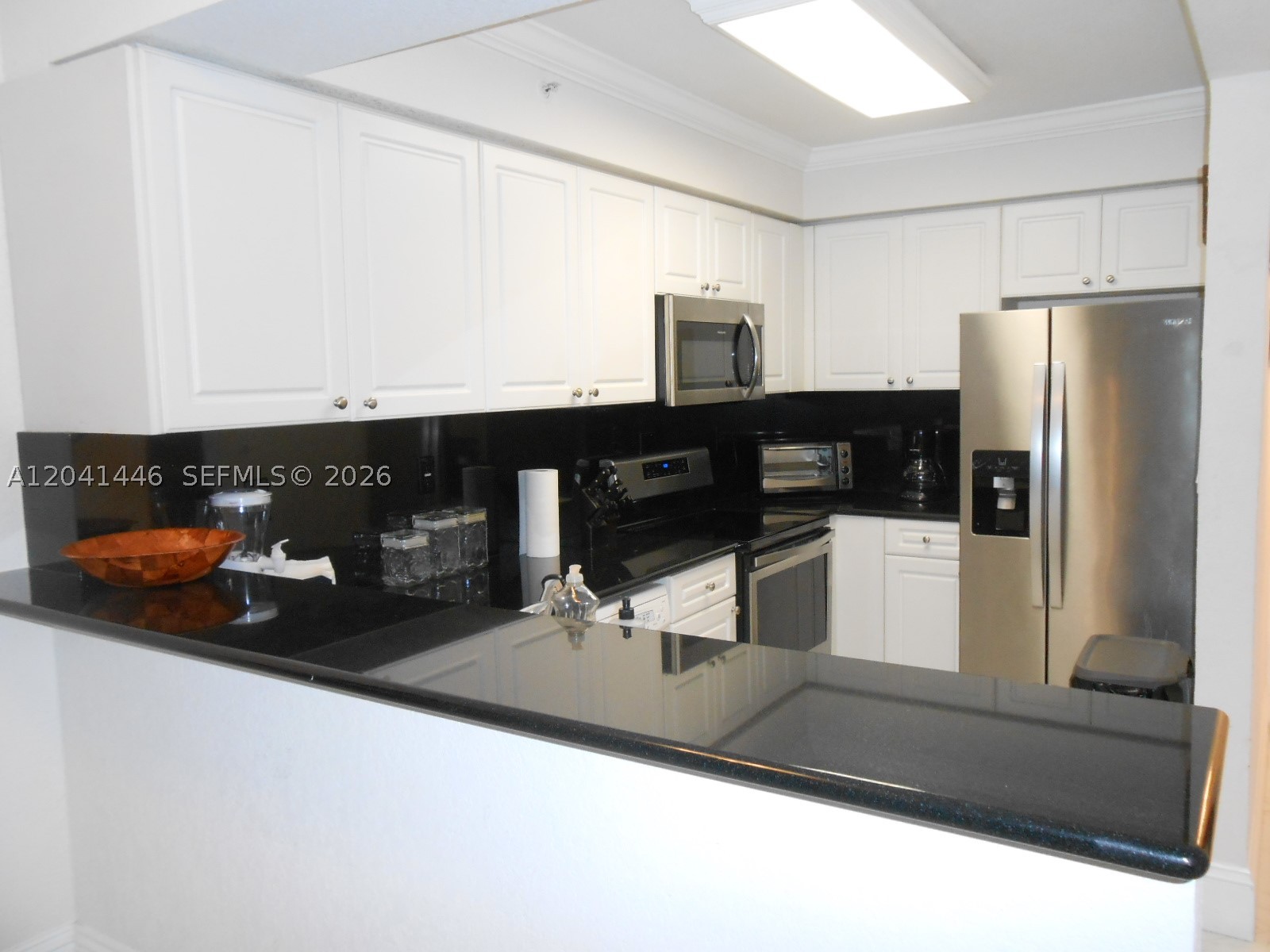 The Wave Condo - Residential Lease